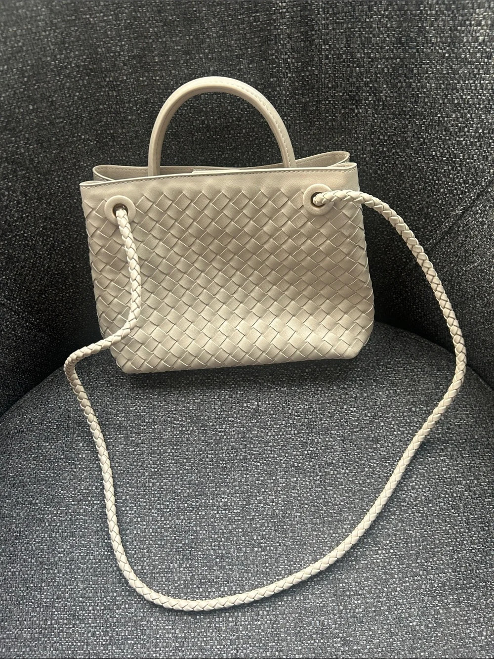 Woven Pleather Tote with Gold Knot Accent - Cream - Picture 3 of 7